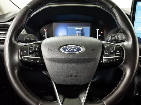 Used 2023 Ford Escape Active w/ Tech Pack #1 AWD/4WD image 12