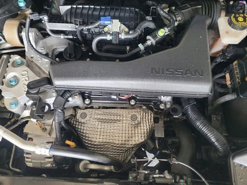 Used 2018 Nissan Rogue S FWD image 30