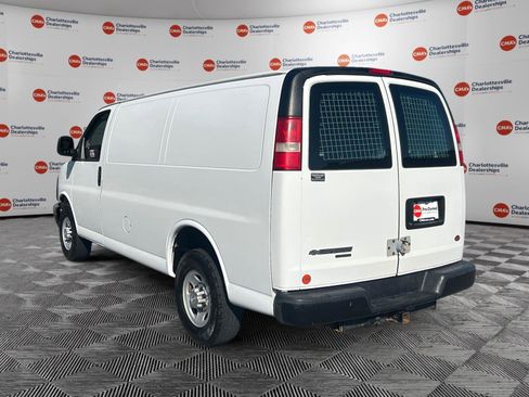 Used 2014 Chevrolet Express 3500 RWD image 3