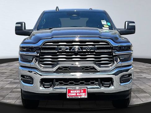 Certified 2025 RAM 2500 Big Horn AWD/4WD image 28