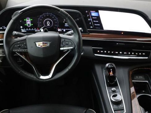 Certified 2024 Cadillac Escalade ESV Premium Luxury image 14