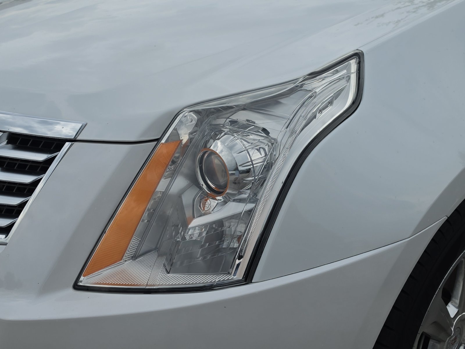 Used 2015 Cadillac SRX Premium FWD image 9