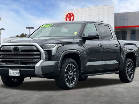 Used 2023 Toyota Tundra Limited AWD/4WD image 9