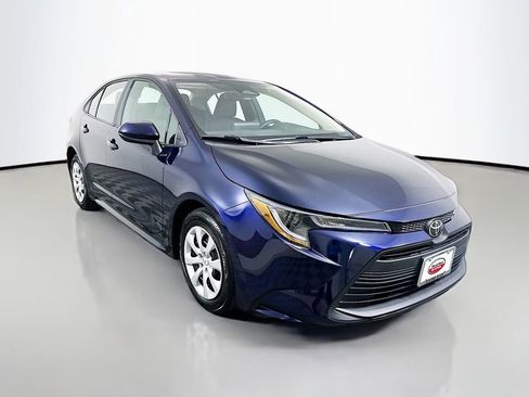 Certified 2024 Toyota Corolla LE image 3