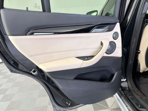 Used 2021 BMW X1 sDrive28i w/ Premium Package image 25