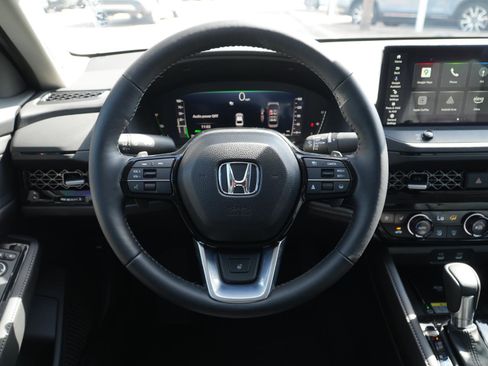Used 2025 Honda Accord Touring image 21