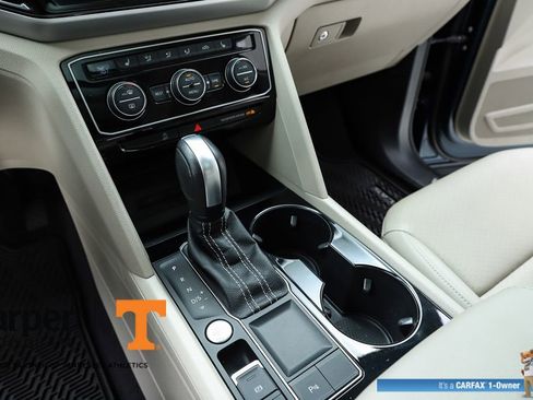 Used 2023 Volkswagen Atlas SE w/ Panoramic Sunroof Package image 24