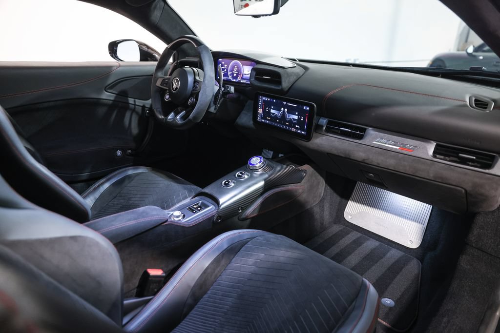 Used 2022 Maserati MC20 Coupe RWD image 22