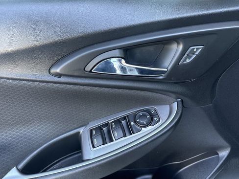 Used 2023 Chevrolet Malibu LS FWD image 20