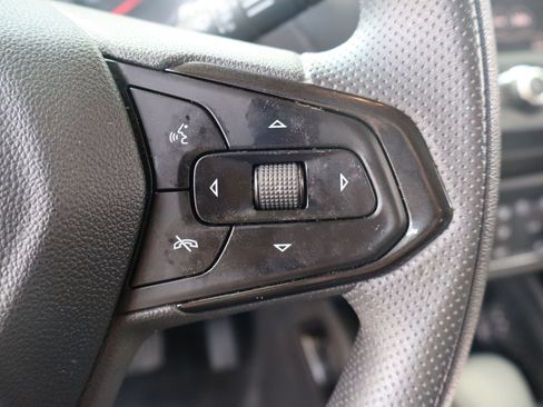 Used 2023 Chevrolet TrailBlazer LT FWD image 16