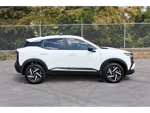 New 2026 Nissan Kicks SV w/ SV Premium Package image 5