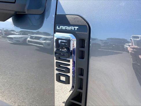 Used 2026 Ford F250 Lariat w/ Lariat Ultimate Package image 30