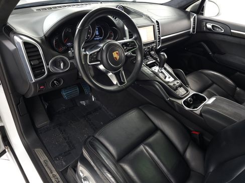 Used 2016 Porsche Cayenne GTS w/ Premium Package Plus image 11
