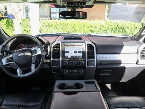 Used 2021 Ford F350 Lariat image 31