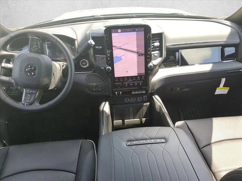 New 2026 RAM 2500 Limited AWD/4WD image 15