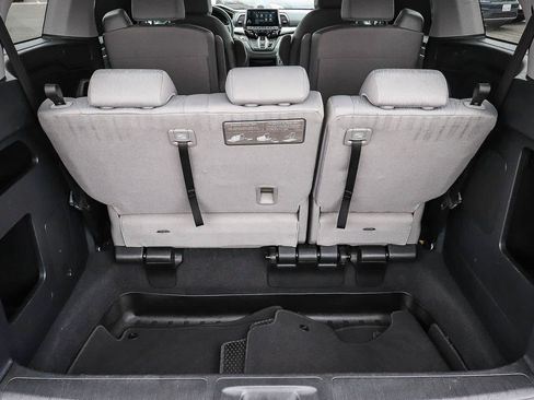Used 2019 Honda Odyssey EX image 16
