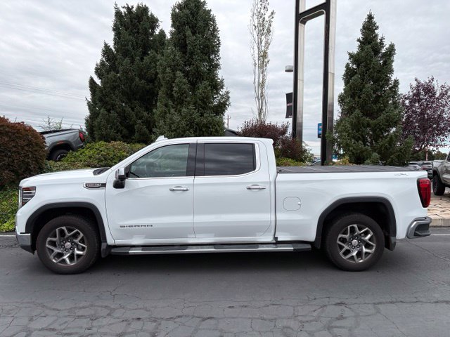 Used 2025 GMC Sierra 1500 SLT w/ SLT Premium Plus Package AWD/4WD image 3