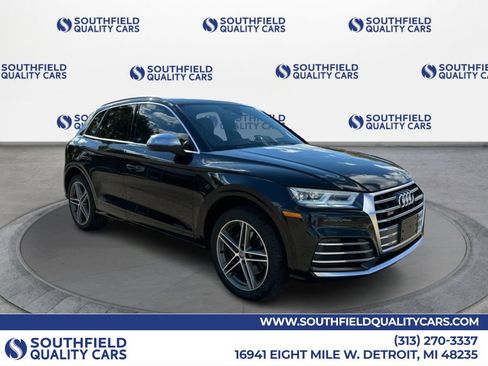 Used 2019 Audi SQ5 Premium Plus w/ Premium Plus Package AWD/4WD image 1
