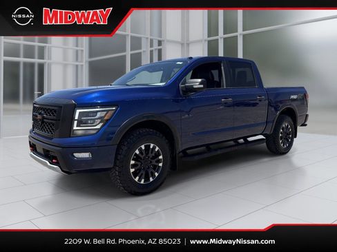 Used 2020 Nissan Titan PRO-4X w/ Pro-4x Convenience Package AWD/4WD image 1