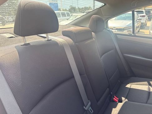 Used 2015 Subaru Legacy 2.5i Premium AWD/4WD image 30