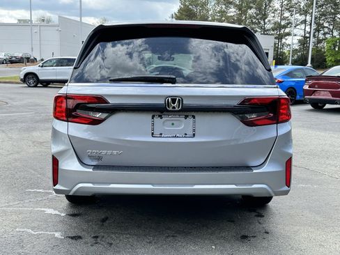 Used 2026 Honda Odyssey EX-L image 13
