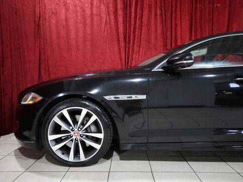 Used 2017 Jaguar XJ R-Sport AWD/4WD image 5