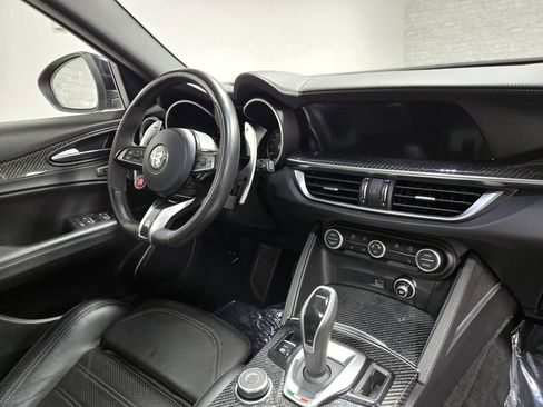 Used 2022 Alfa Romeo Stelvio Quadrifoglio w/ Active Assist Plus Package image 59