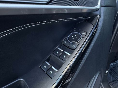 Used 2022 Ford Explorer ST w/ ST Street Pack image 13