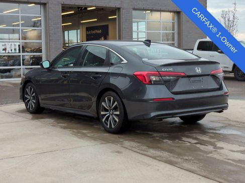 Used 2022 Honda Civic EX image 4