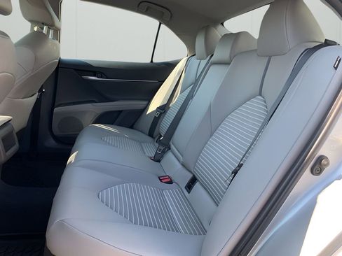 Used 2024 Toyota Camry SE image 13