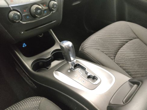 Used 2017 Dodge Journey SE image 26