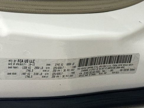 Used 2016 Chrysler Town & Country Touring w/ Driver Convenience Group image 34