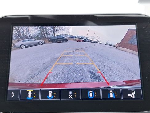 Used 2019 Chevrolet Equinox Premier image 14