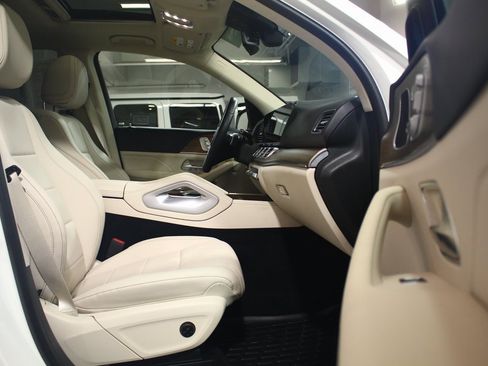 Used 2025 Mercedes-Benz GLE 350 4MATIC image 24