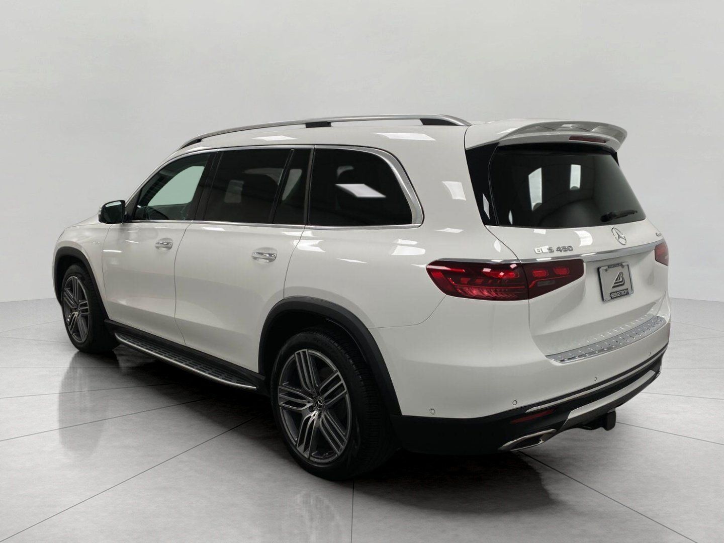 Certified 2026 Mercedes-Benz GLS 450 4MATIC image 8