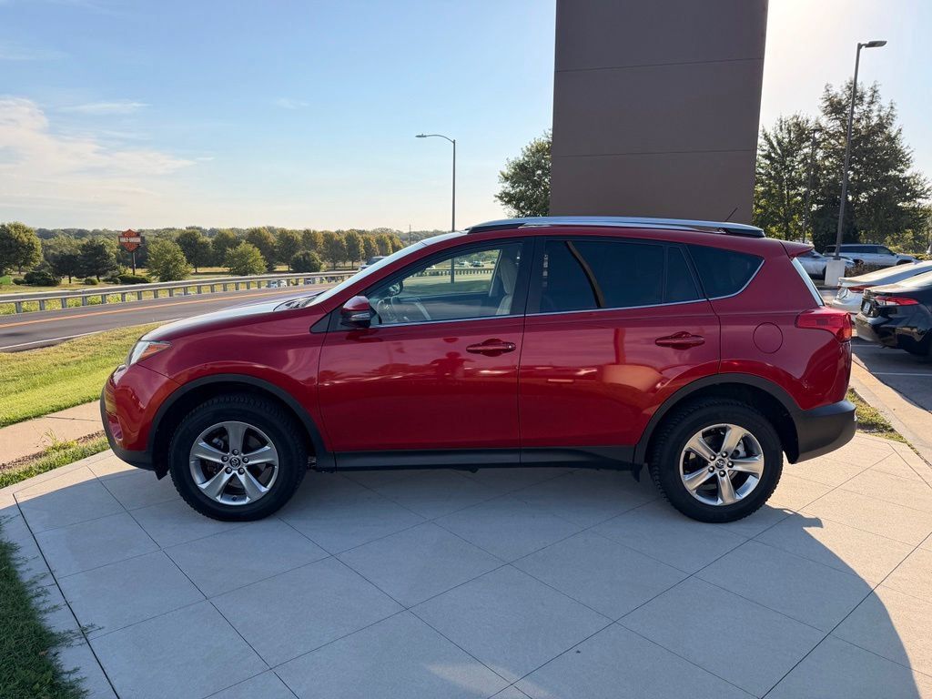 Used 2015 Toyota RAV4 XLE FWD image 6