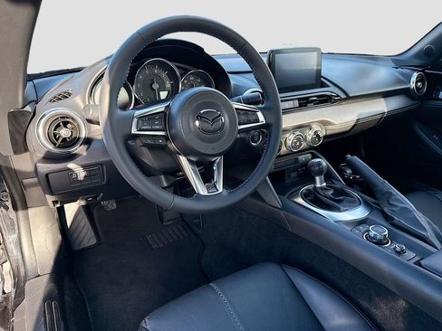 Used 2022 MAZDA MX-5 Miata Grand Touring w/ Weather Package image 11