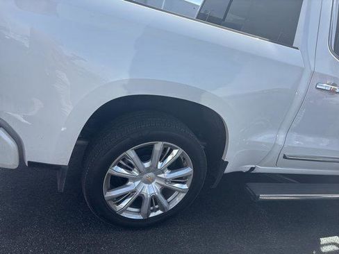 Used 2024 Chevrolet Silverado 1500 High Country image 11