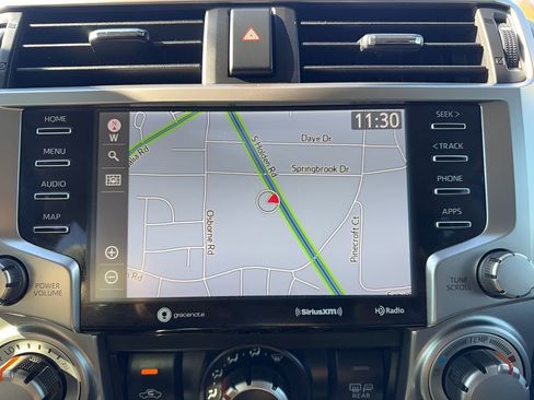 Used 2020 Toyota 4Runner SR5 Premium image 19