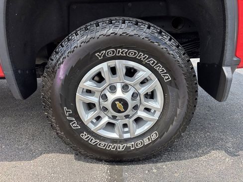 Used 2022 Chevrolet Silverado 2500 LT w/ Convenience Package image 21