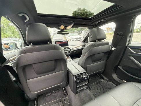 Used 2023 BMW 530i xDrive w/ Convenience Package AWD/4WD image 20