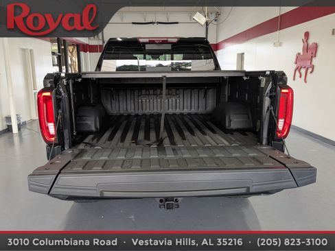 Used 2024 GMC Sierra 1500 AT4X image 11