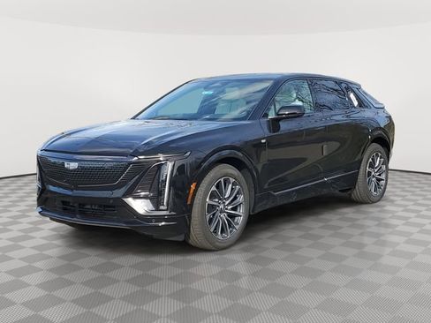 New 2026 Cadillac Lyriq Sport image 1