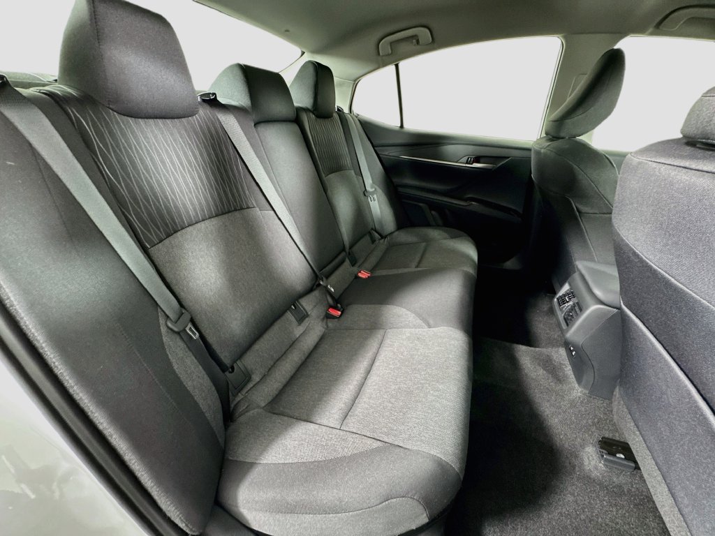 Used 2026 Toyota Camry LE FWD image 28