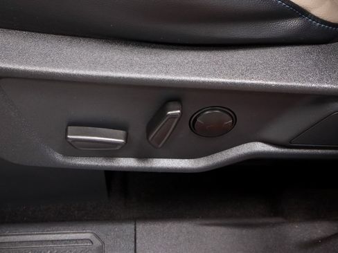 Certified 2024 Ford Bronco Wildtrak AWD/4WD image 25