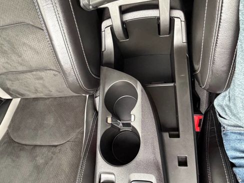 Used 2020 Chevrolet Camaro SS RWD image 25