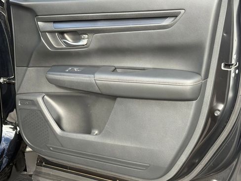 Used 2023 Honda CR-V Sport image 33