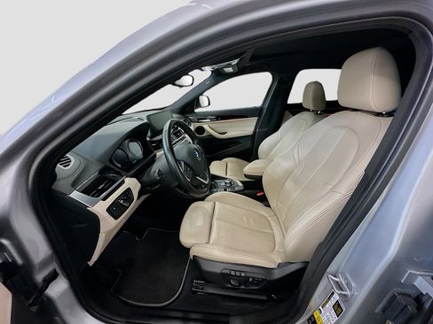 Used 2022 BMW X2 xDrive28i w/ Premium Package image 13