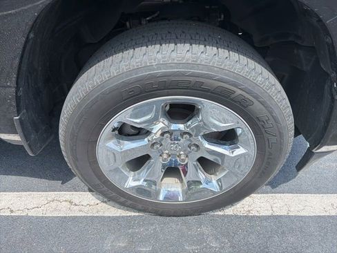 Used 2022 RAM 1500 Big Horn AWD/4WD image 4