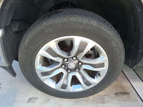 Used 2024 RAM 1500 Limited image 10